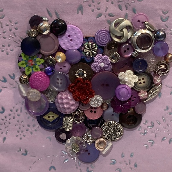 Framed Purple Button Heart - Picture 10 of 13